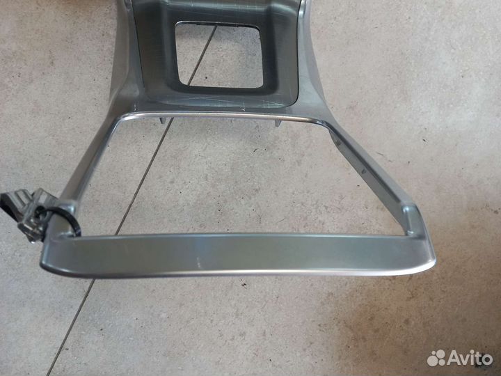 Центральный консоль всборе Volvo XC70 2 рест