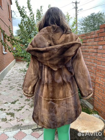 Шуба норковая с капюшоном