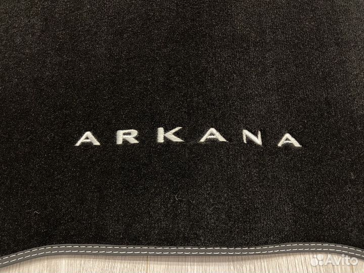 Оригинальный текстильный ковер Renault Arkana 4x4