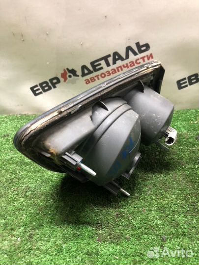 Фара галогеновая задняя правая Mazda 6 седан 2.0