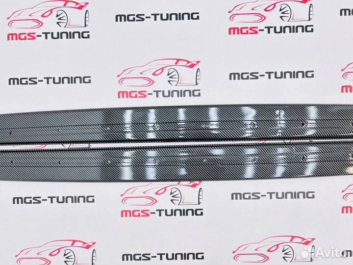 Лезвия порогов BMW 4 F32 M-Perfomance под карбон