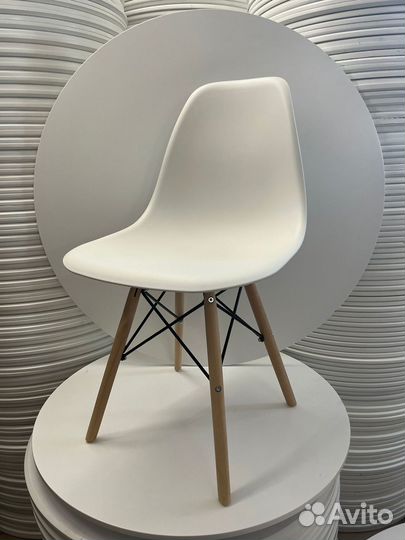 Стулья для кухни Eames DSW от 4шт