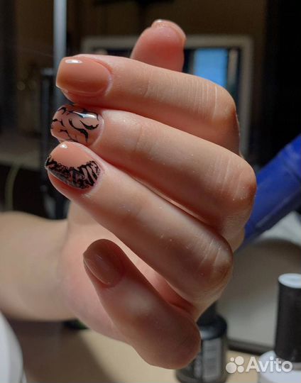 Маникюр наращивание