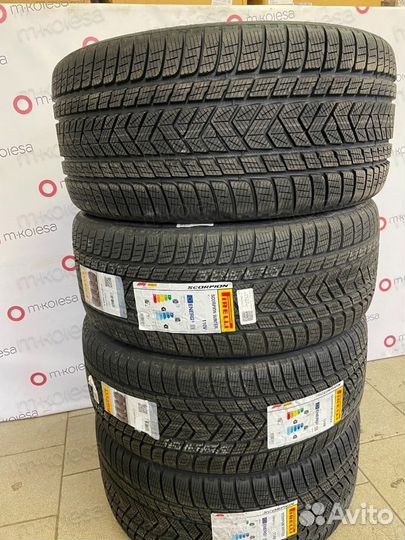 Pirelli Scorpion Winter 315/30 R22