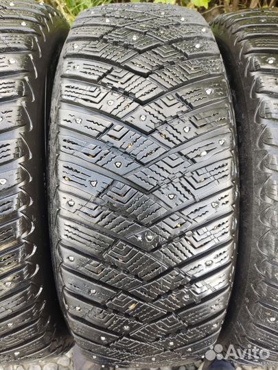 Goodyear UltraGrip Ice Arctic SUV 225/60 R17 103T