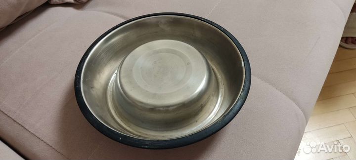 Миска для кошек и собак
