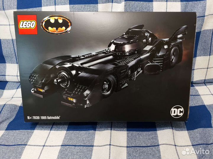 Коробка от набора Lego 76139 