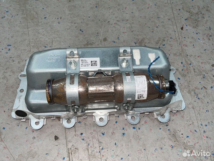 Подушка в торпеду BMW 5 F10