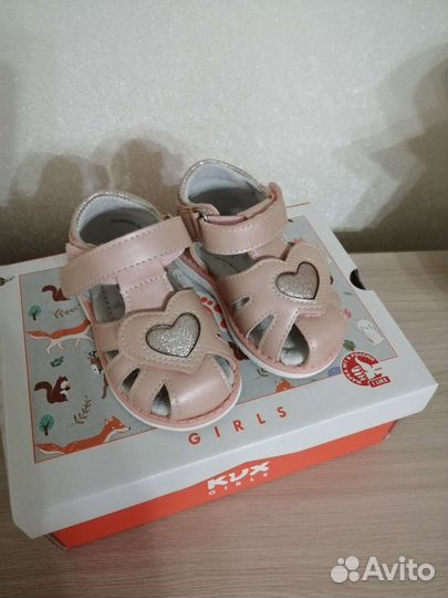 Сандалии для девочки