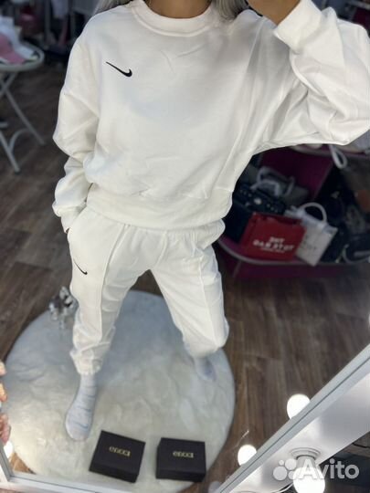 Спортивный костюм nike