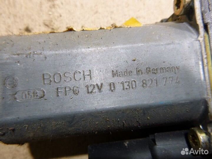 Моторчик стеклоподьёмника передний audi A6 A6 C5 1