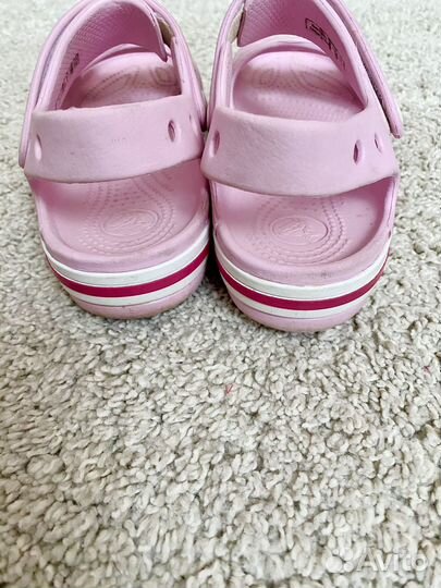 Сандалии crocs j2