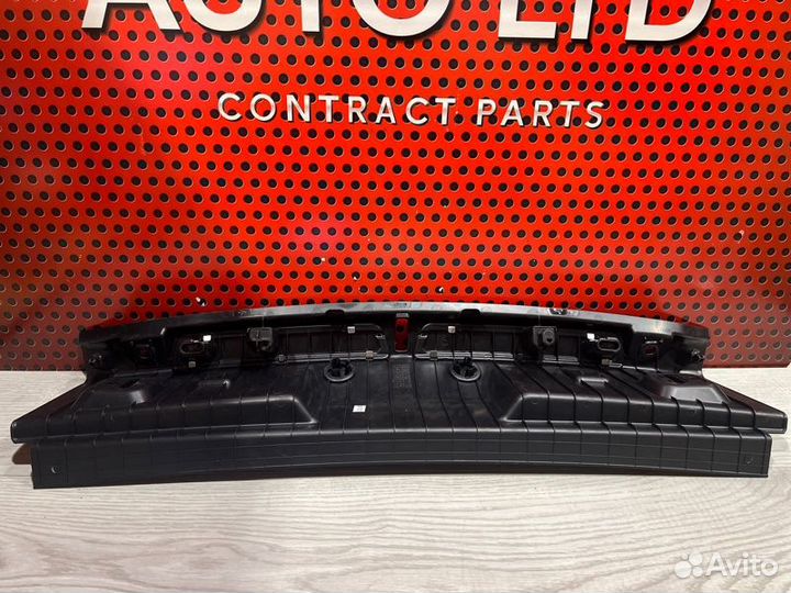 Накладка замка багажника Bmw 4 F36 2017