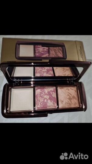 Hourglass Ambient Diffused Edit