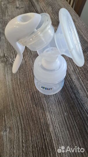 Молокоотсос avent ручной новый