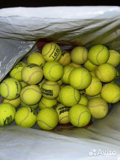 Теннисные мячи