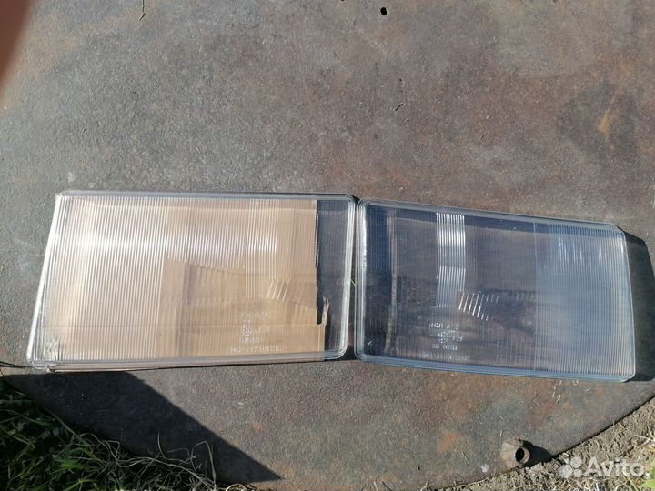 Стекло фары