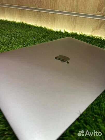 Ноутбук Apple MacBook Air M1 2020