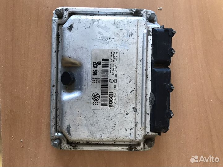 Блок управления двигателем гольф 4