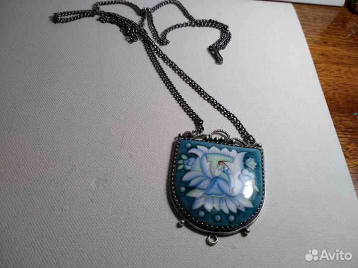 Кулон, Дюймовочка, Ростовская финифть