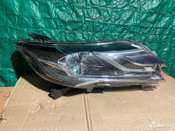 Фара правая Mitsubishi Pajero Sport KS 2015+