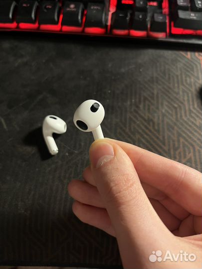 Беспроводные наушники apple airpods 3 бу