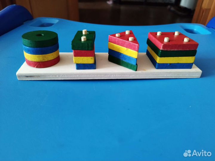 Развивающие игрушки