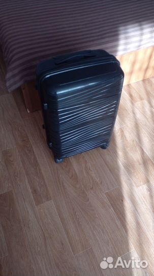 Чемодан на колесах бу