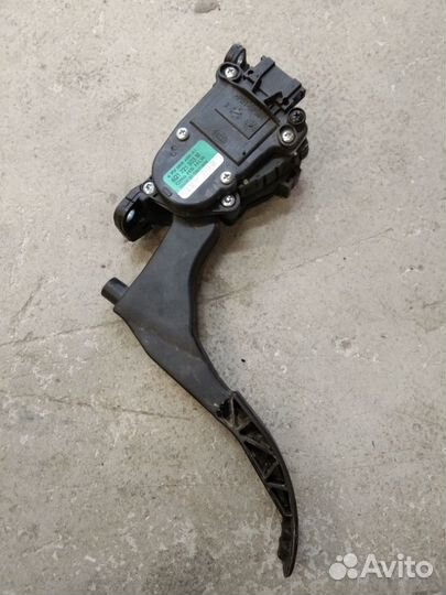 Педаль газа Фольксваген Поло седан