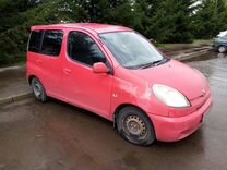 Toyota Funcargo 1.3 AT, 2000, битый, 285 000 км, с пробегом, цена 430 000 руб.