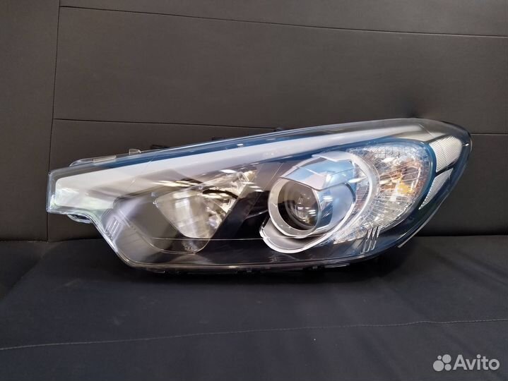 Фара левая KIA Cerato