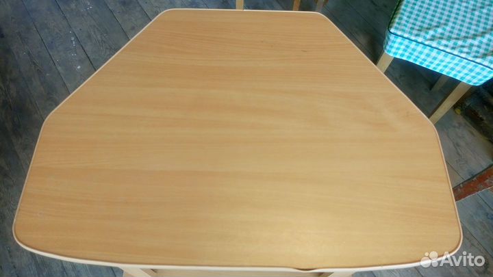 Тумба под телевизор