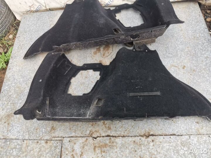 Обшивка багажника Renault Megane III (2008—2014)