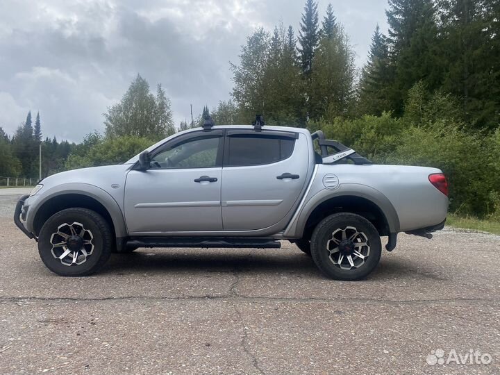 Mitsubishi L200 2.5 AT, 2013, 211 706 км