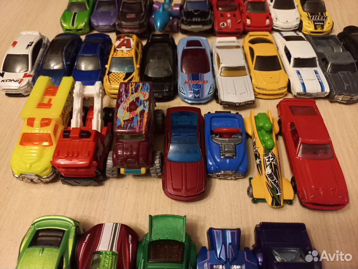 Машинки хот вилс hot wheels