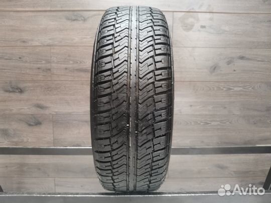 Rosava Quartum S49 205/65 R15 94