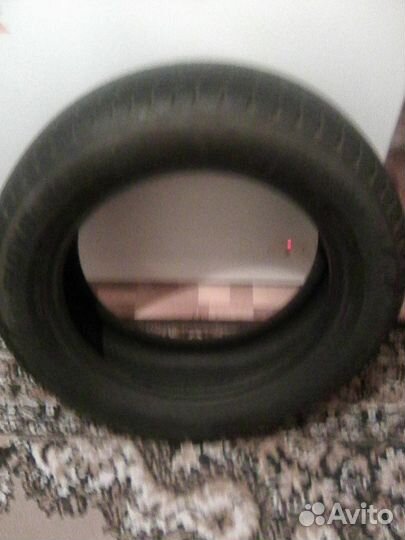 Royal Black Royal Ice 215/60 R17 96S