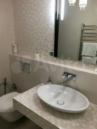 2-к. квартира, 52 м², 8/14 эт.