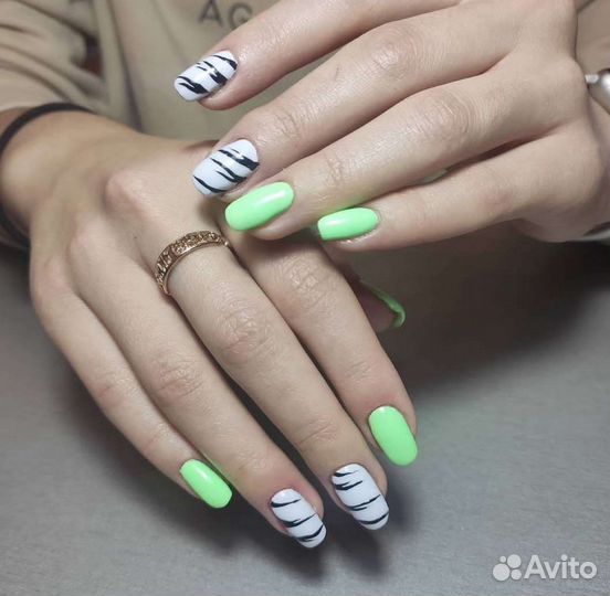 Маникюр и педикюр