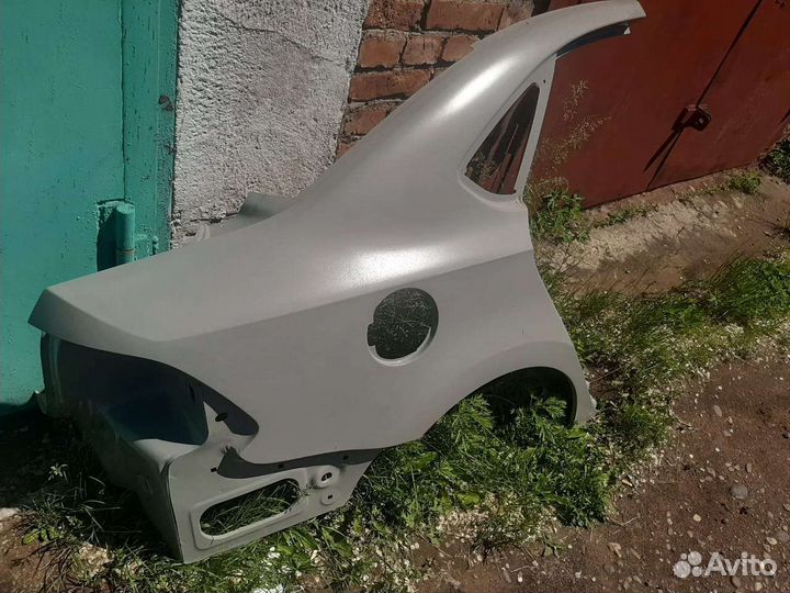 Крыло заднее правое Volkswagen Polo 2016