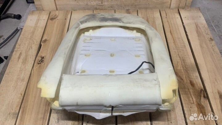 Инфракрасный подогрев сидений передний правый