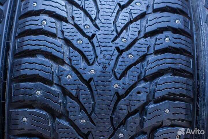 Nokian Tyres Hakkapeliitta 9 SUV 285/45 R21 113T