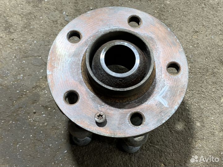 Ступица передняя Audi A7 4G