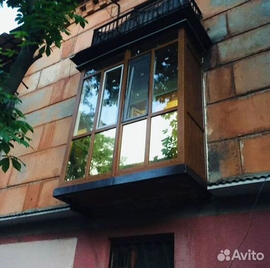 Пластиковые окна на балкон, с завода под ключ