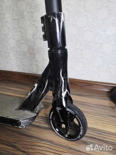 Трюковой самокат