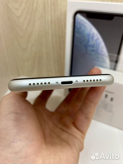 iPhone Xr, 128 ГБ