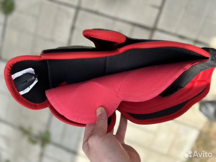 Щитки хоккейные Mad Guy Strike II