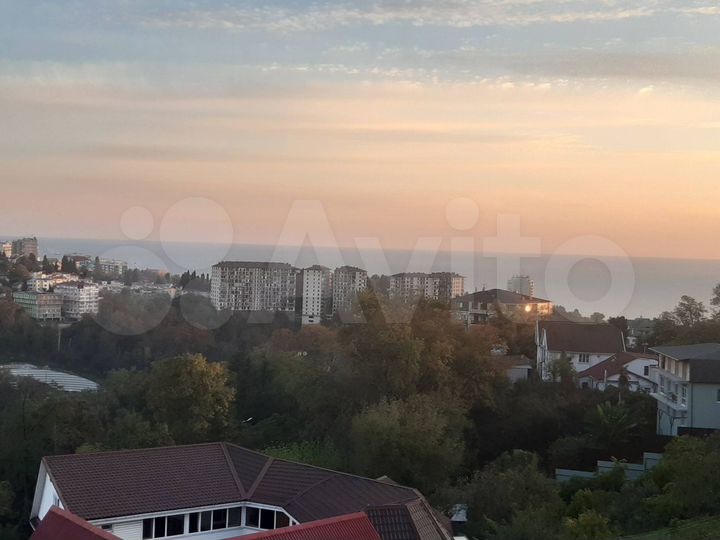 2-к. квартира, 60 м², 3/3 эт.