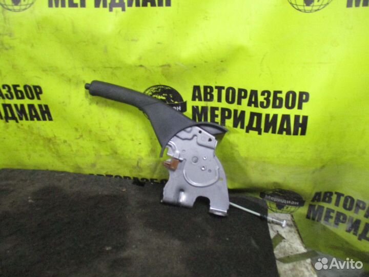 Ручник Toyota Rav 4(30) v2.0 4wd 2011г