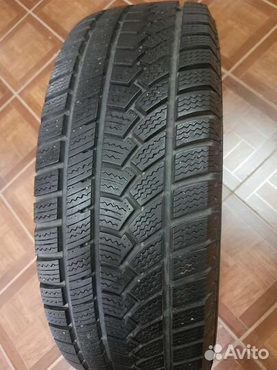 Ovation W-586 235/65 R17